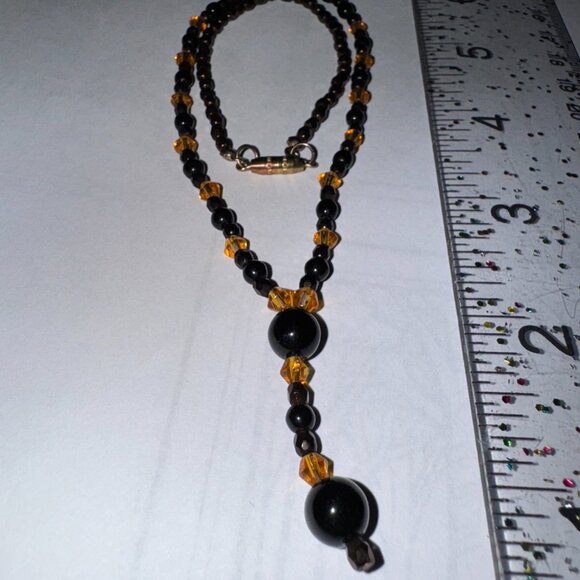 15 1/2" Black  and Bronze Y-Design Beaded Necklace - Picture 5 of 8